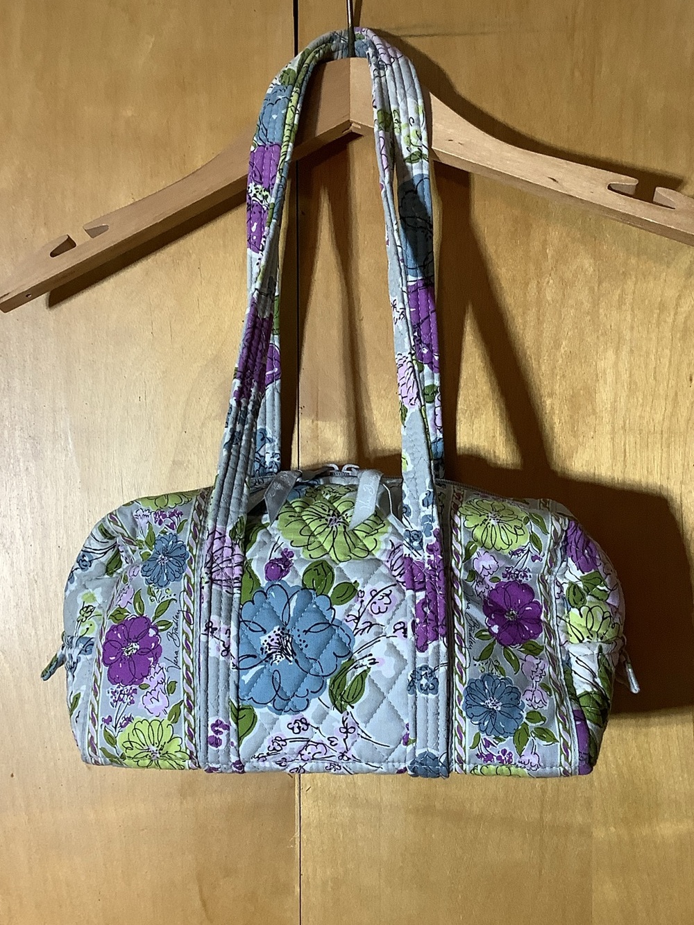Vera Bradley gray floral bag